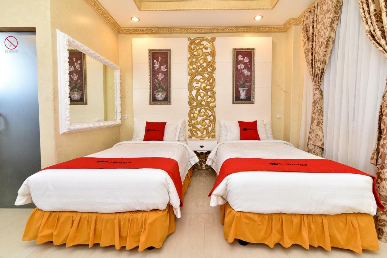 Reddoorz Plus Near Discovery Shopping Mall Bali Kuta Lombok Εξωτερικό φωτογραφία